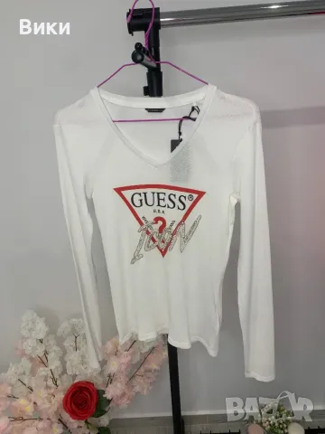 Оригинална блуза на Guess размер М, снимка 2 - Блузи с дълъг ръкав и пуловери - 49600605