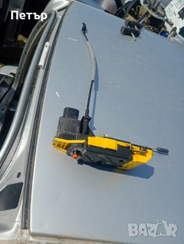 Задна дясна брава Volvo S60 V70 XC70 XC90 30699754, снимка 3 - Части - 53773968