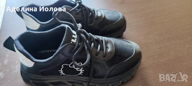 Сникърси Hello Kitty