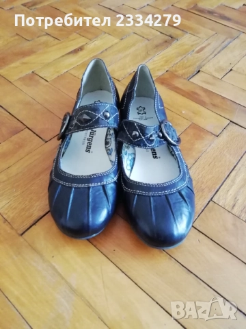 Стар сукман, изработен през 70-те години, използван от народна певица в ансамбъл за песни и танци, снимка 17 - Други ценни предмети - 51550319