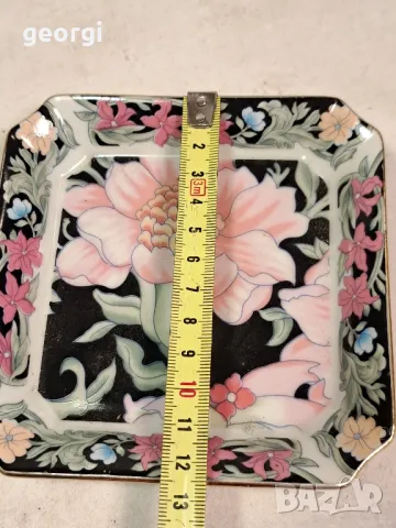 японска порцеланова чинийка с цветя 19/5, снимка 4 - Декорация за дома - 49266901