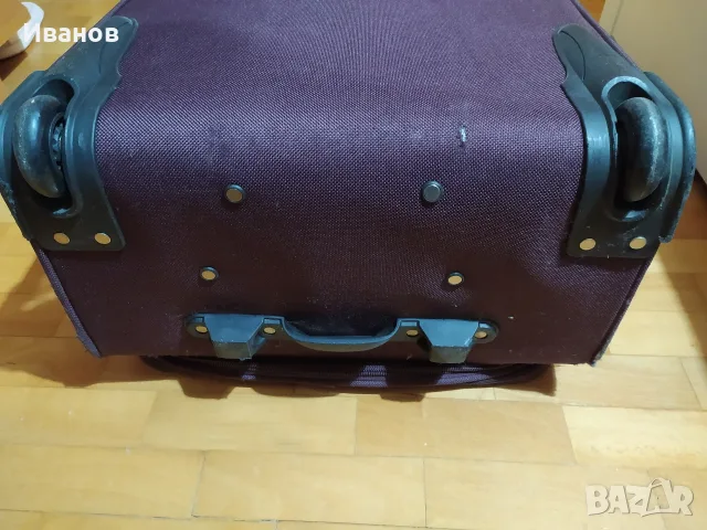 Пътнически куфар с колелца, снимка 3 - Куфари - 56056524