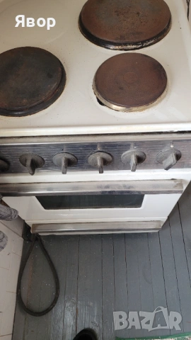 Готварска печка , снимка 4 - Печки, фурни - 53498011