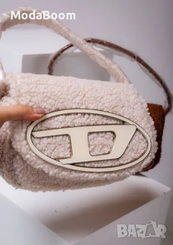Diesel дамски чанти , снимка 2 - Чанти - 48652821