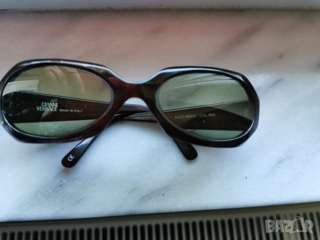 очила на Gianni Versace
