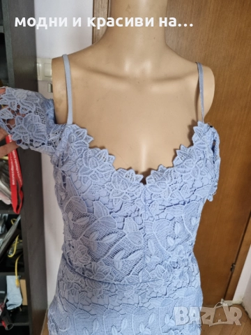 Рокля Lipsy London, размер М, снимка 2 - Рокли - 52652390