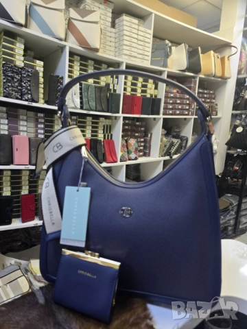 Дамска чанта CHRISBELLA с малко портмоне – Стил и удобство в едно, снимка 7 - Чанти - 52093502