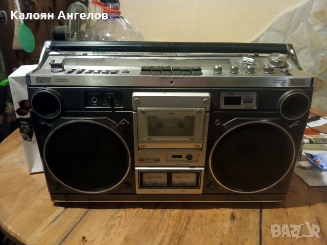 Хитачи TRK8180e, снимка 2 - Радиокасетофони, транзистори - 53065202