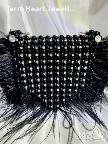 Чанта от пера перли и кристали, снимка 14 - Чанти - 52061060