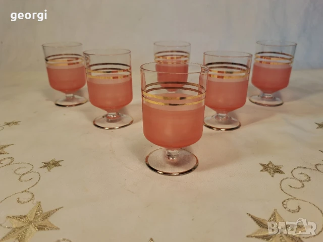 ретро стъклени чаши за ракия със златен кант и цветно стъкло   26/1