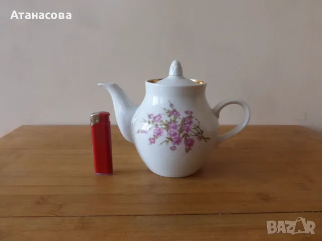 Руски порцеланов чайник Дулево 1988 г