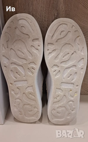 Дамски кецове GAUDI, снимка 5 - Маратонки - 51231467