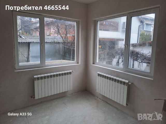 Продава се тристаен апартамент -етаж от къща, снимка 3 - Апартаменти - 52602018