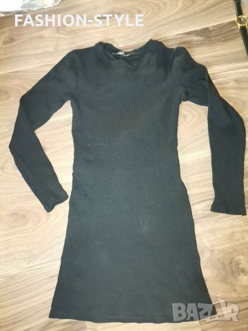 Bershka Малка черна рокла, снимка 2 - Рокли - 35774790