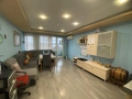 Продавам тристаен апартамент - Автогара, снимка 2