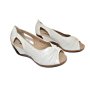 Дамски летни обувки с лека платформа бяло, снимка 1 - Дамски ежедневни обувки - 44190671