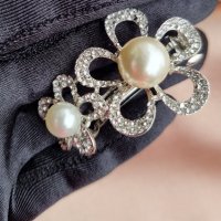Красива метална шнола в сребристо с перли и кристали и закопчаване с френски механизъм., снимка 16 - Други - 39299997