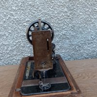 Стара ръчна шевна машина - Singer / Сингер - 1909г., снимка 6 - Антикварни и старинни предмети - 37860399