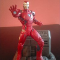 Колекционерска фигурка Schleich Marvel Iron Man Железният човек 21501 2016г , снимка 15 - Колекции - 41982598