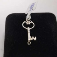Сребърна висулка ключ-0,82гр/925, снимка 2 - Колиета, медальони, синджири - 41468984