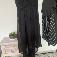 Дълга асиметрична рокля на Vero Moda в М размер, снимка 1 - Рокли - 44518778