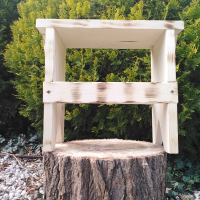 Дървено “🇧🇬” битово селско столче, снимка 2 - Столове - 44512024