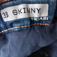 Дънки за бременни KIABI skinny размер 38, снимка 13 - Дрехи за бременни - 44238562