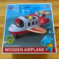 Нова дървена Играчка самолет за деца звук и светлина аеронавтика подарък, снимка 8 - Образователни игри - 42003052