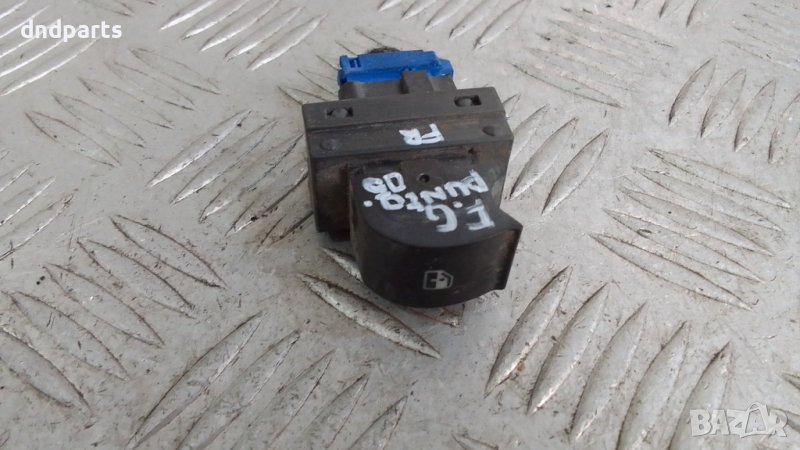 Бутон врата Fiat Grande Punto 2005г.(предна дясна)	, снимка 1