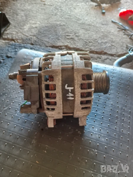 Генератор-Алтернатор - Nissan Qachqai - 1.2i - j11 - 115кс, снимка 1