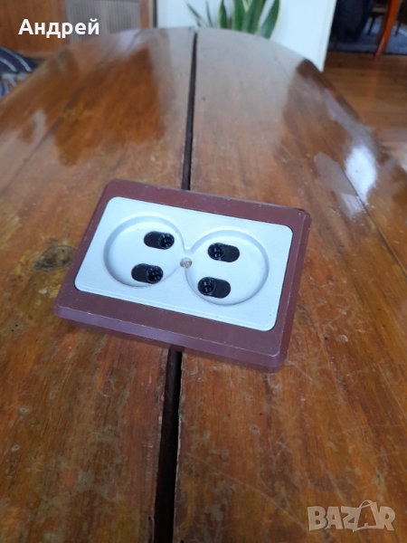 Стар двоен електрически контакт, снимка 1