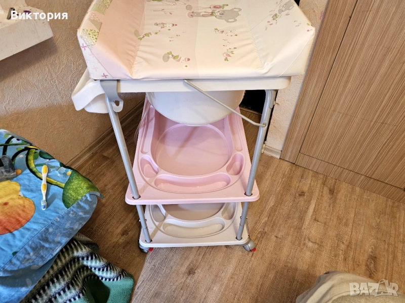 Удобна с 4 колела, снимка 1