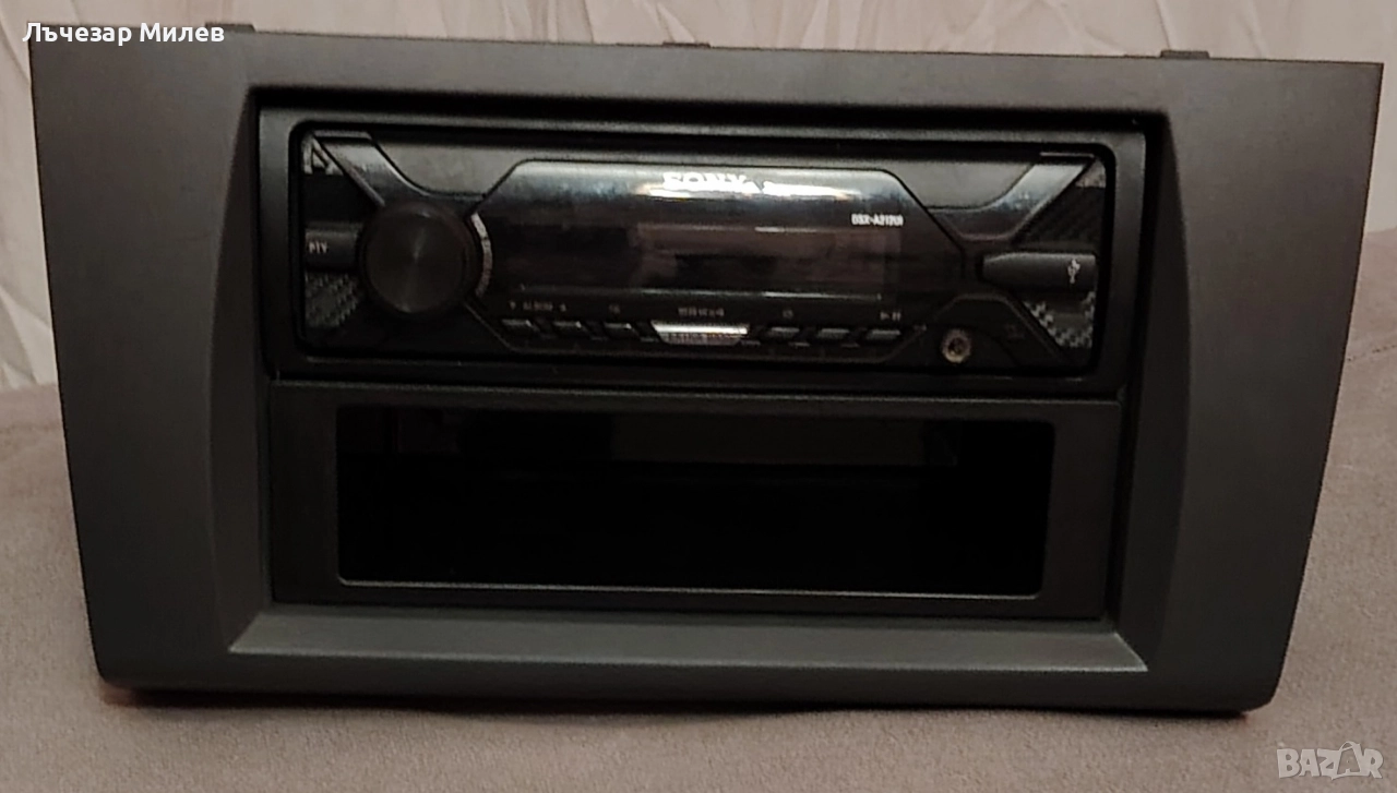 Панел за радио Сузуки Суифт , снимка 1