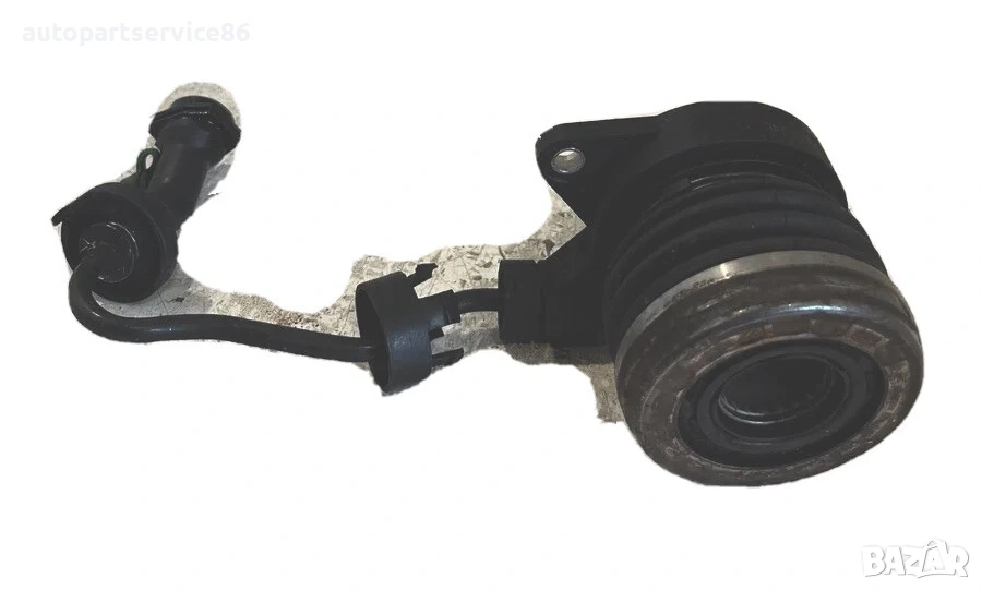 Помпа за съединител Genuine за Alfa Romeo Giulietta 1.6 M-Jet (2015) – 55240571, снимка 1