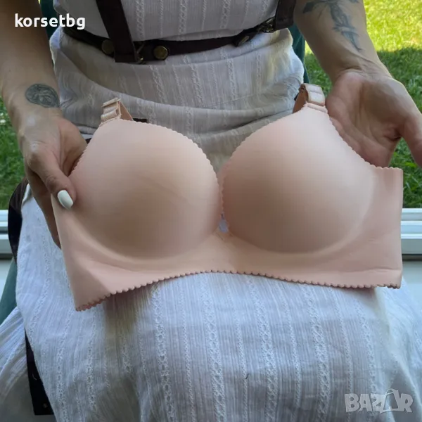 Безшевен Повдигащ и Събиращ Сутиен в Цвят Праскова 3201, снимка 1