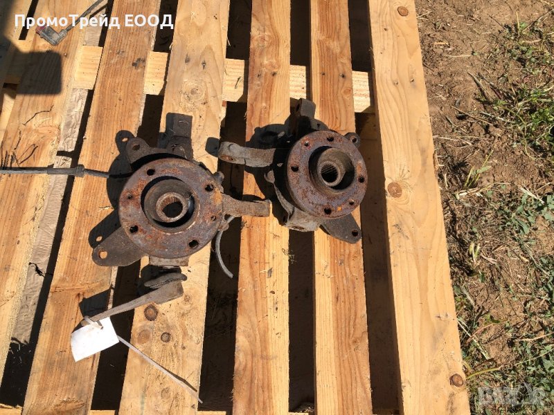 Преден ляв и десен шенкел главина Рено Сценик Renault scenic 1, снимка 1