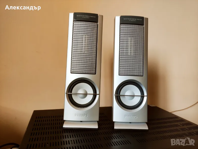Съраунд тонколони Philips, 8 Ohms с лентови високочестотни, снимка 1