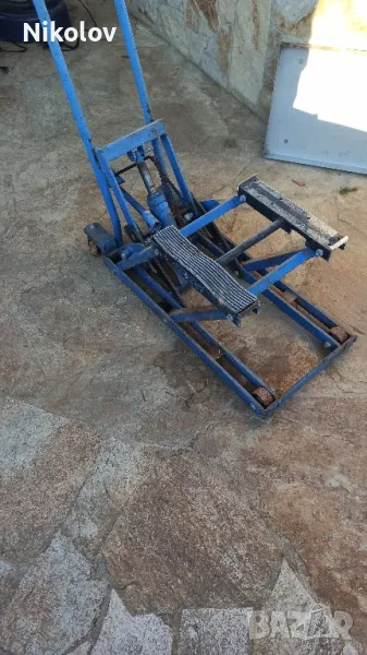 Хидравличен крик KUNZER WK 2010 680кг, снимка 1