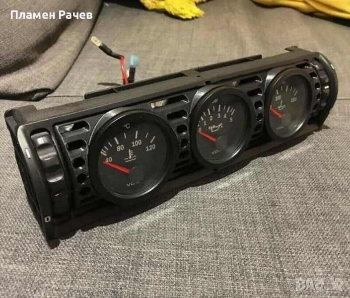 Стойки за уреди за автомобили., снимка 1