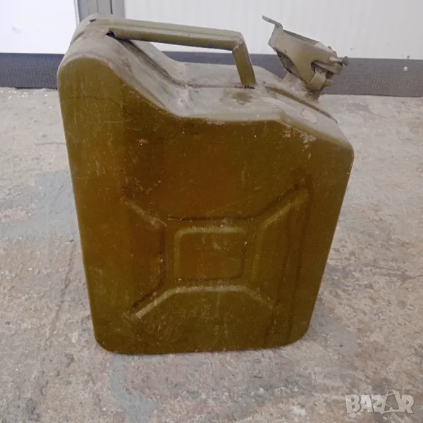 Туба Железна 10 л за гориво, снимка 1
