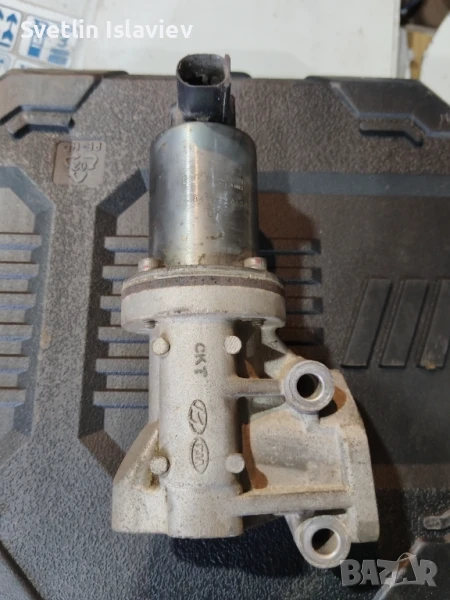 ЕГР клапан Хюндай i30 Crdi (07-11) , снимка 1
