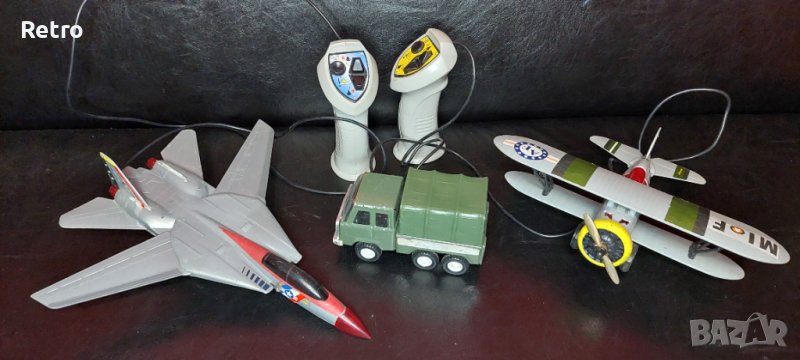 Самотети и камион, снимка 1