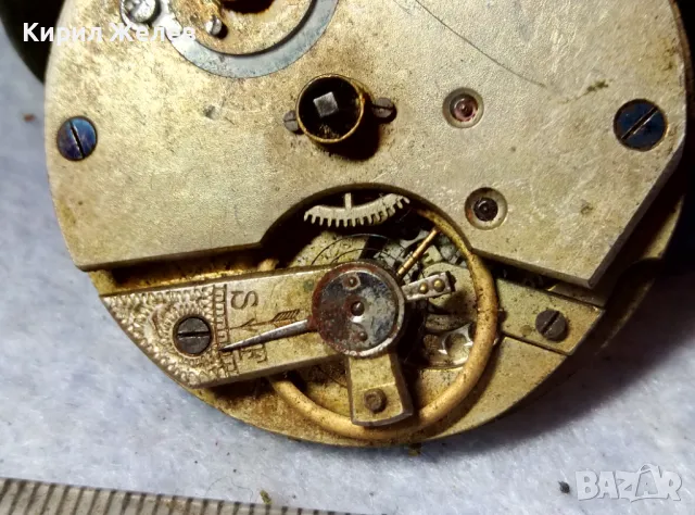 МЕХАНИЗЪМ от РЯДЪК СТАР ШВЕЙЦАРСКИ ДЖОБЕН ЧАСОВНИК с ПОРЦЕЛАНОВ РИМСКИ ЦИФЕРБЛАТ 25772, снимка 4 - Антикварни и старинни предмети - 48623450