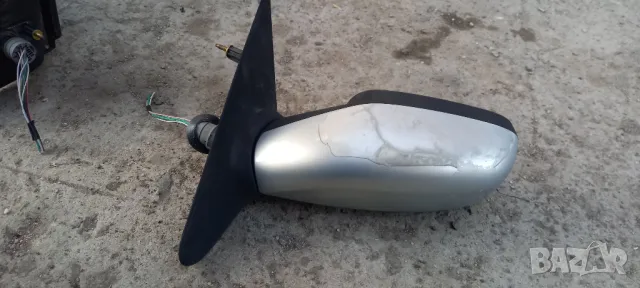 Ляво огледало Renault Laguna II , снимка 2 - Части - 48838878