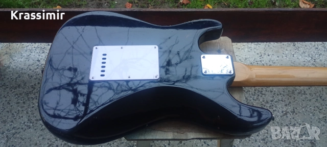 Custom Stratocaster 63 Black. Електрическа китара., снимка 8 - Китари - 52499540