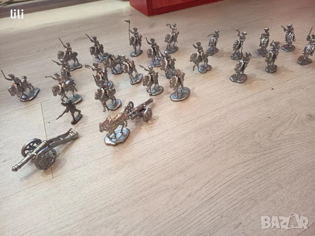 50 бр оловни фигурки оръдия каруци коне войници , снимка 4 - Други - 53446558