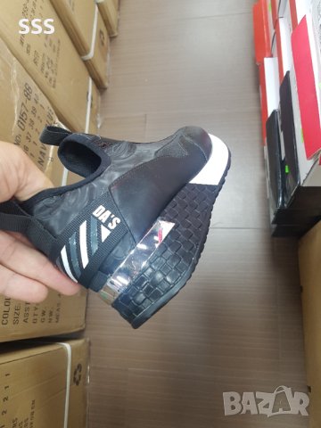 Обувки, снимка 4 - Дамски ежедневни обувки - 41586563