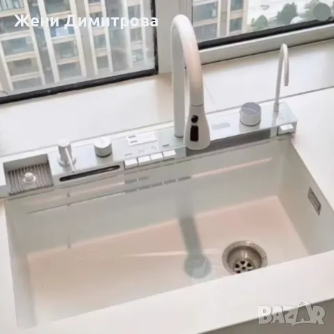 Умна кухненска мивка с изтеглящ се кран - LED дисплей, водопад и филтрирана вода, снимка 7 - Мивки - 56119795