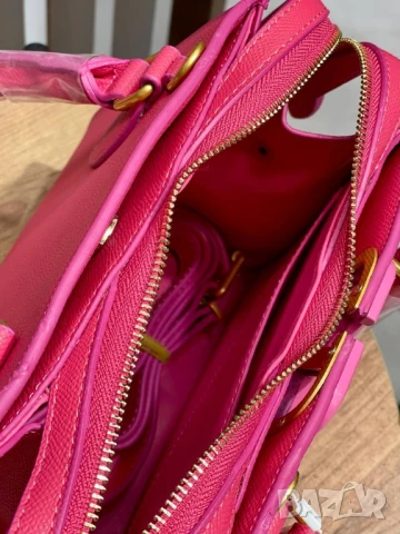 чанти valentino garavani , снимка 10 - Чанти - 50674642