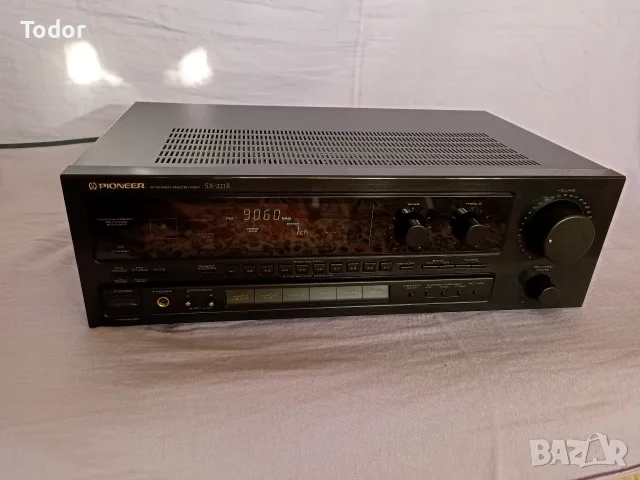 Продавам ресивър Pioneer SX-221R., снимка 2 - Ресийвъри, усилватели, смесителни пултове - 56272780
